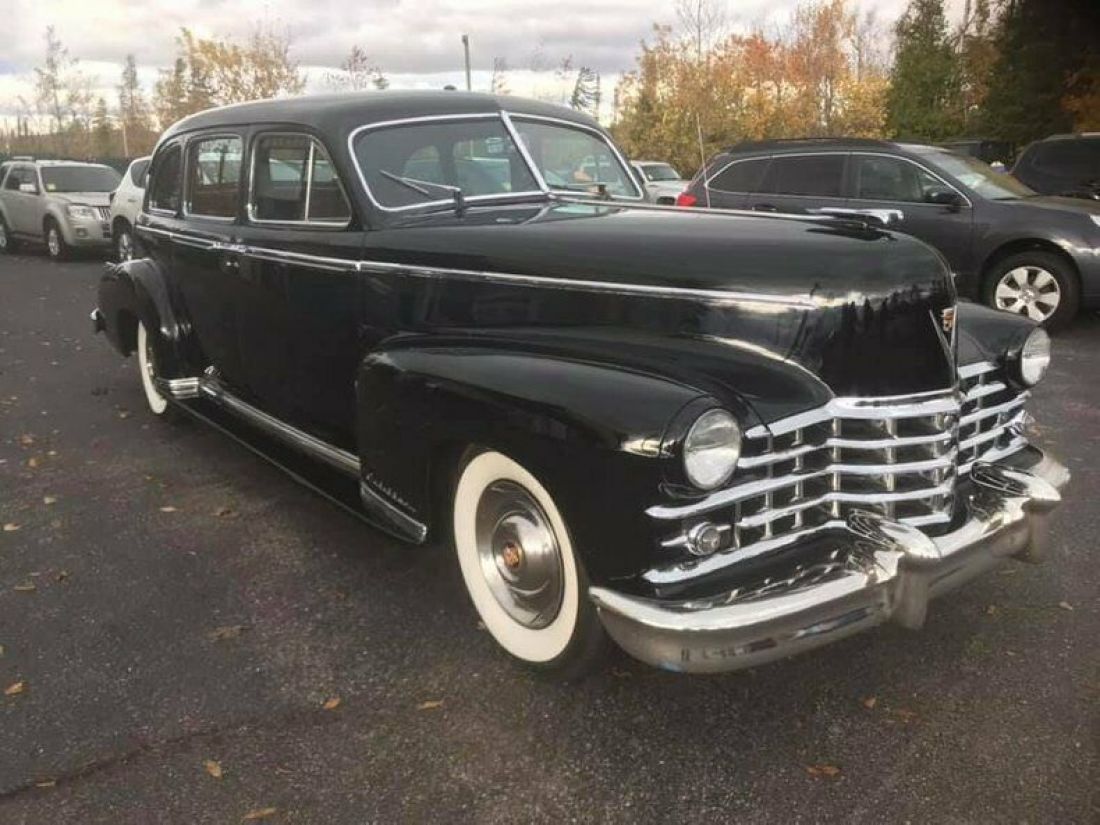 1949-cadillac-fleetwood-limousine-1.jpg