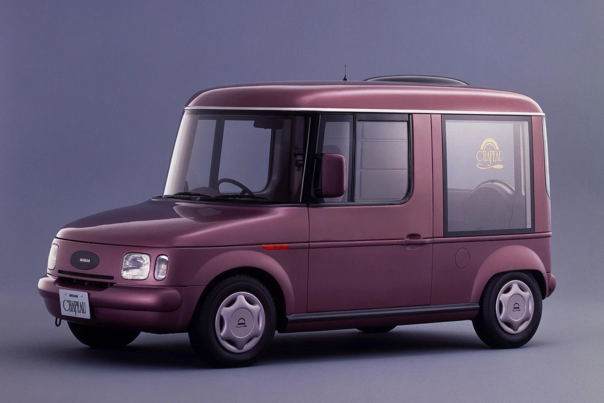 1989 Nissan Chapeau concept car.jpg