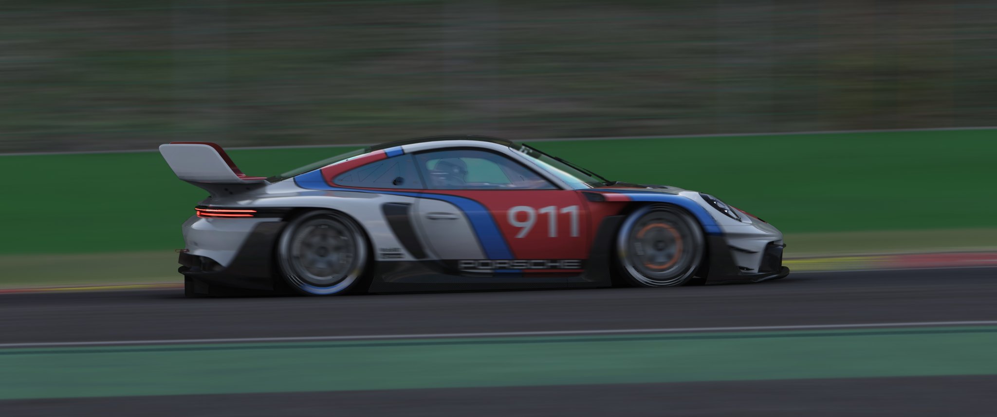 20241002-232524-spa-f302_porsche_gt3r_rennsport.jpg