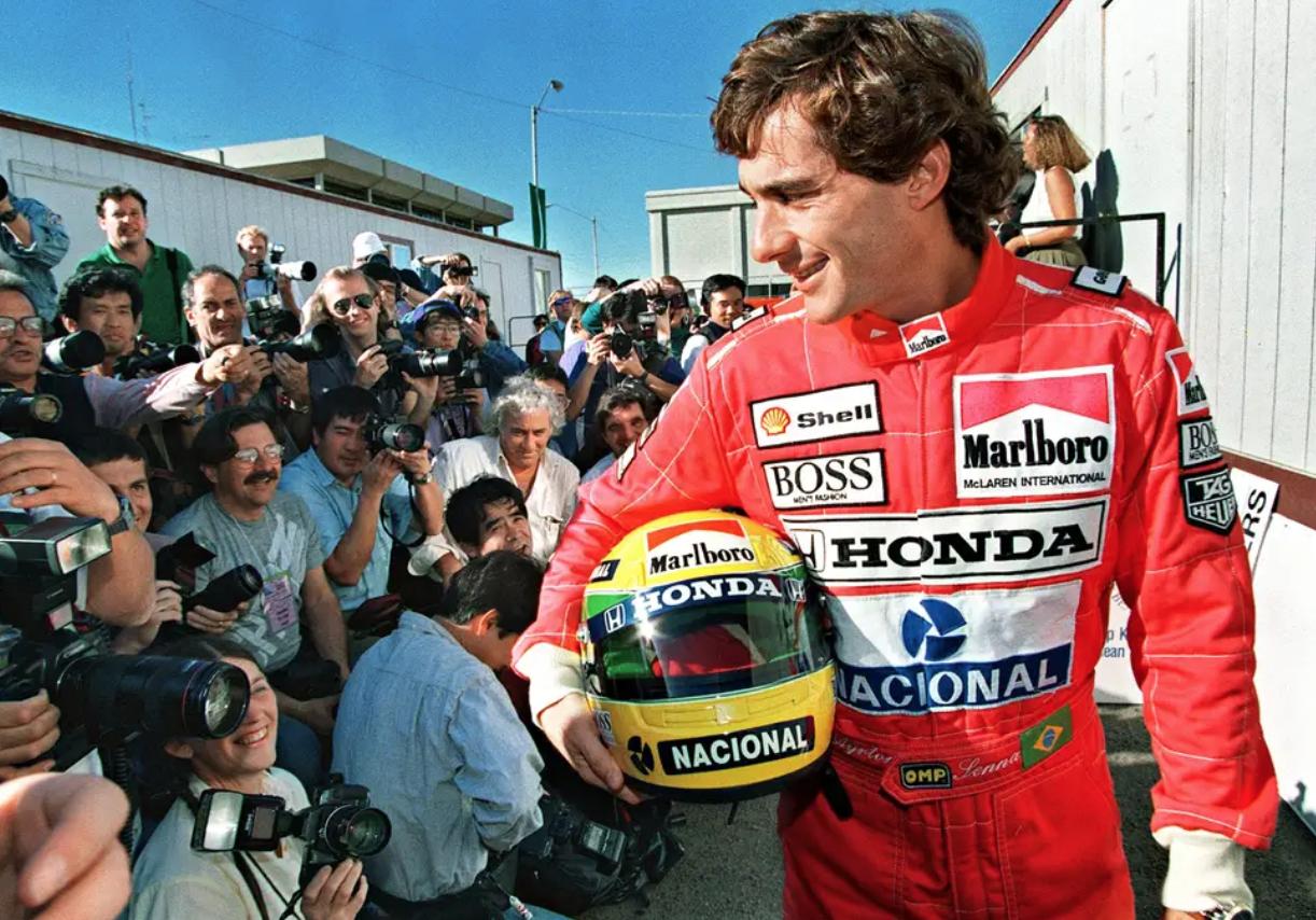 Ayrton Senna (1).jpg