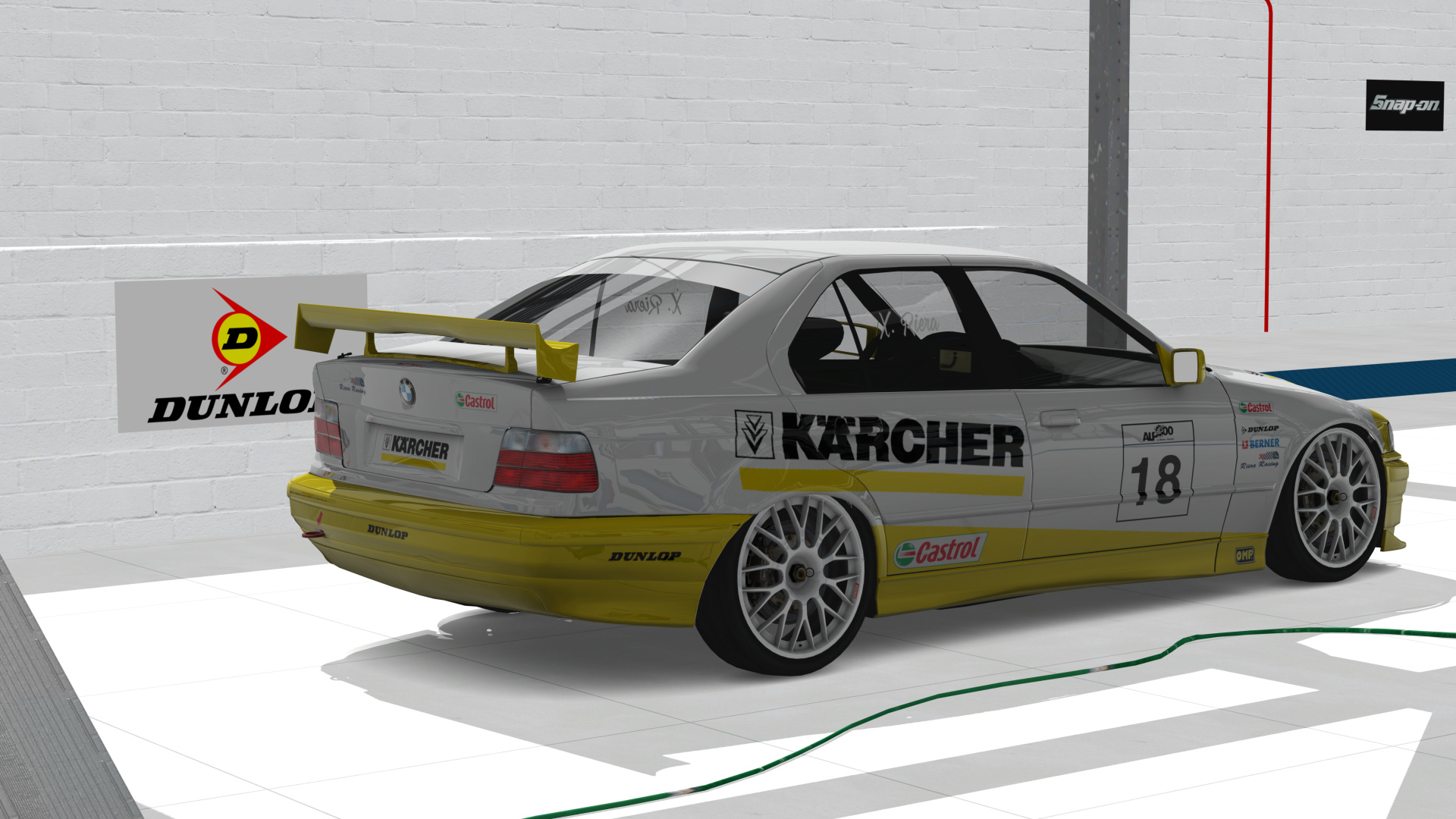 BMW 320i STW Riera Racing (2).jpg