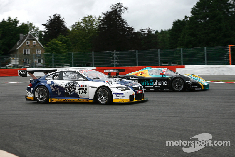 bss-spa-24-2009-174-m-p-racing-sport-garage-bmw-alpina-b6-gt3-romain-brandela-thierry-prig.jpg