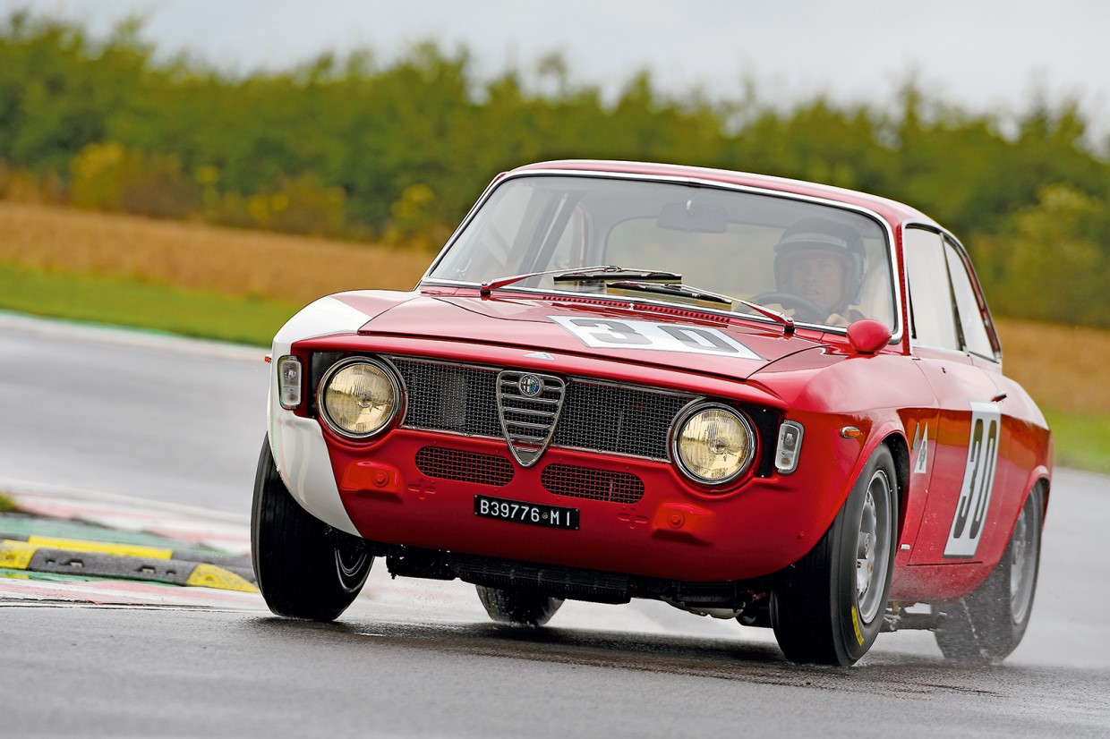 Classic & Sports Car – Driving Jochen Rindt’s Alfa Romeo GTA – 4.jpg