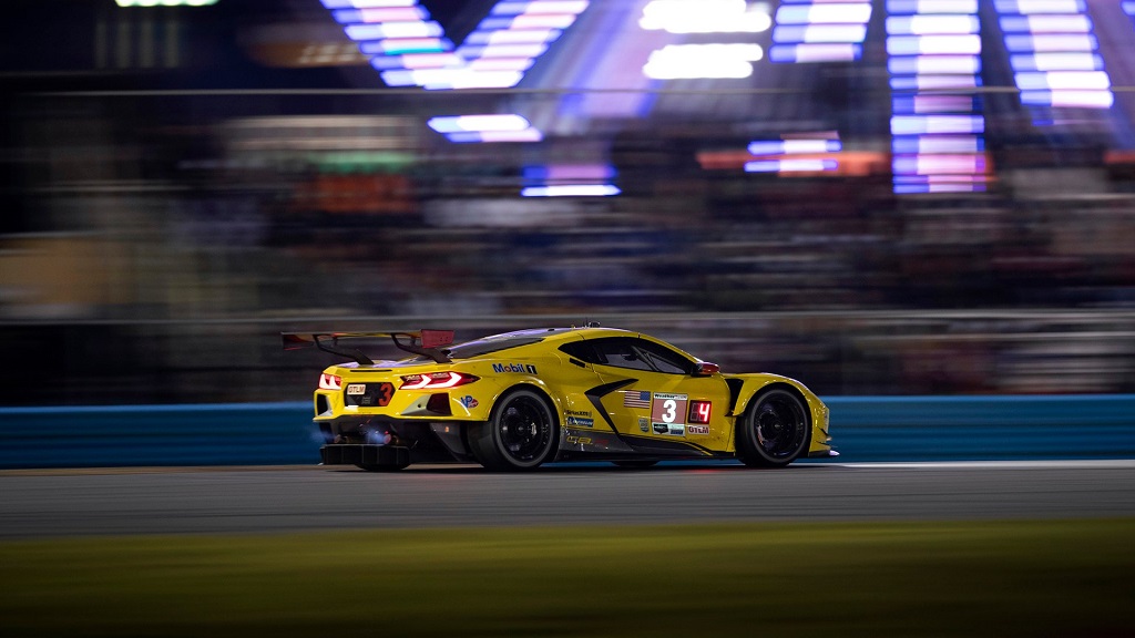 Corvette Racing[1].jpg