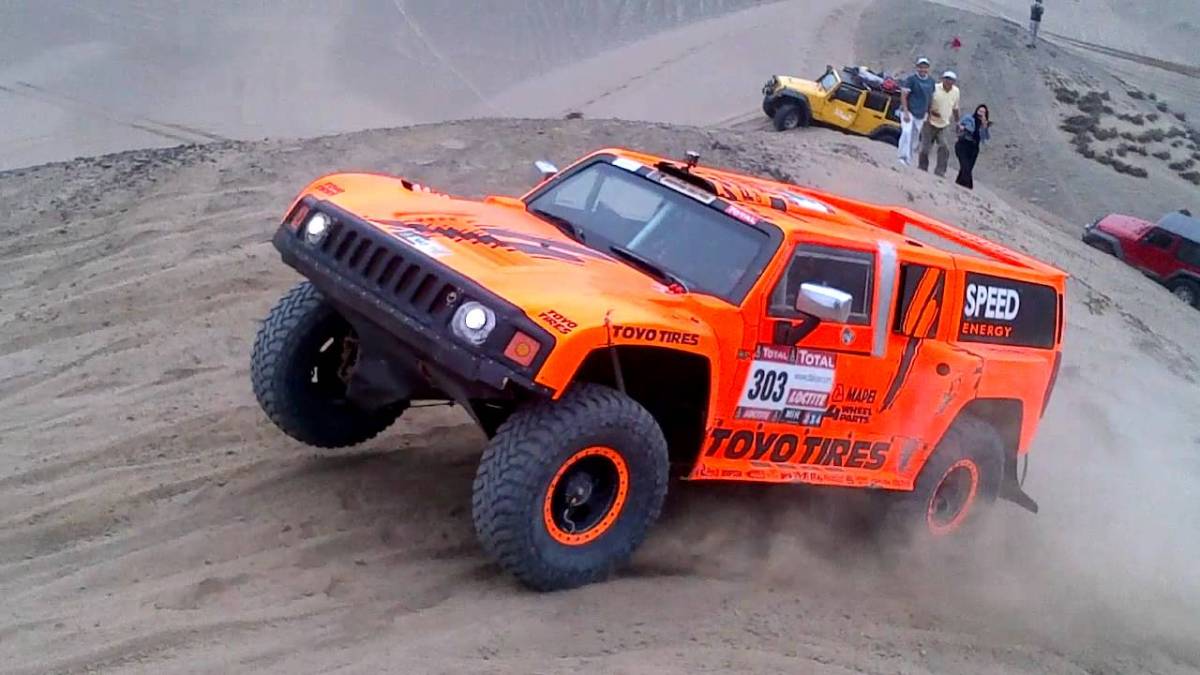 Dakar-2012-ultma-etapa-Hummer-Robby-Gordon.jpg