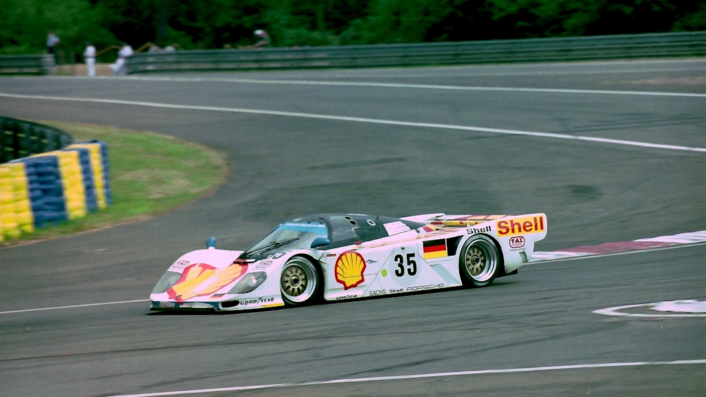 Dauer-962-LM-1994-Le-Mans-35.jpg