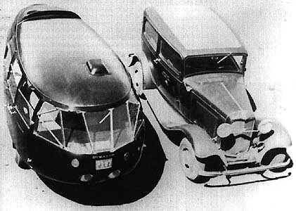 dymaxion_car_vs_ford.jpg