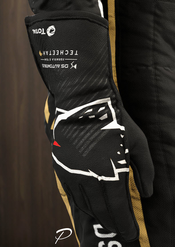 gloves kopie.jpg