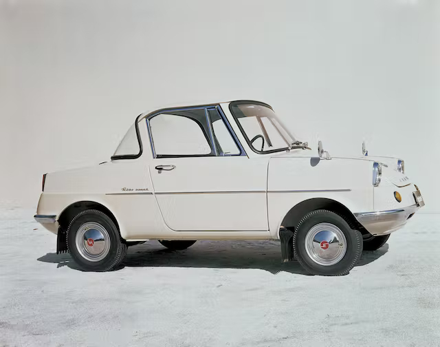 Mazda_R360_coupe_1960.jpg
