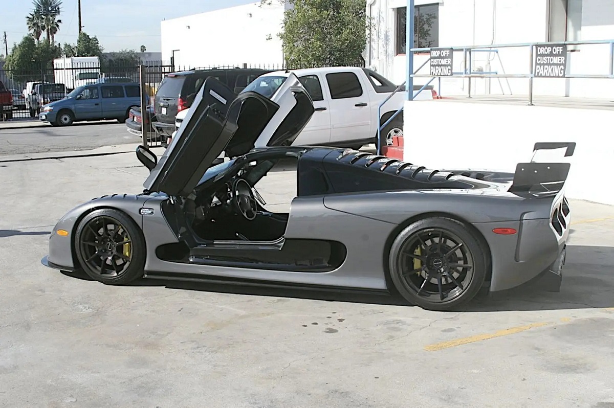 mosler-mt900-gtr-xx_2.jpg