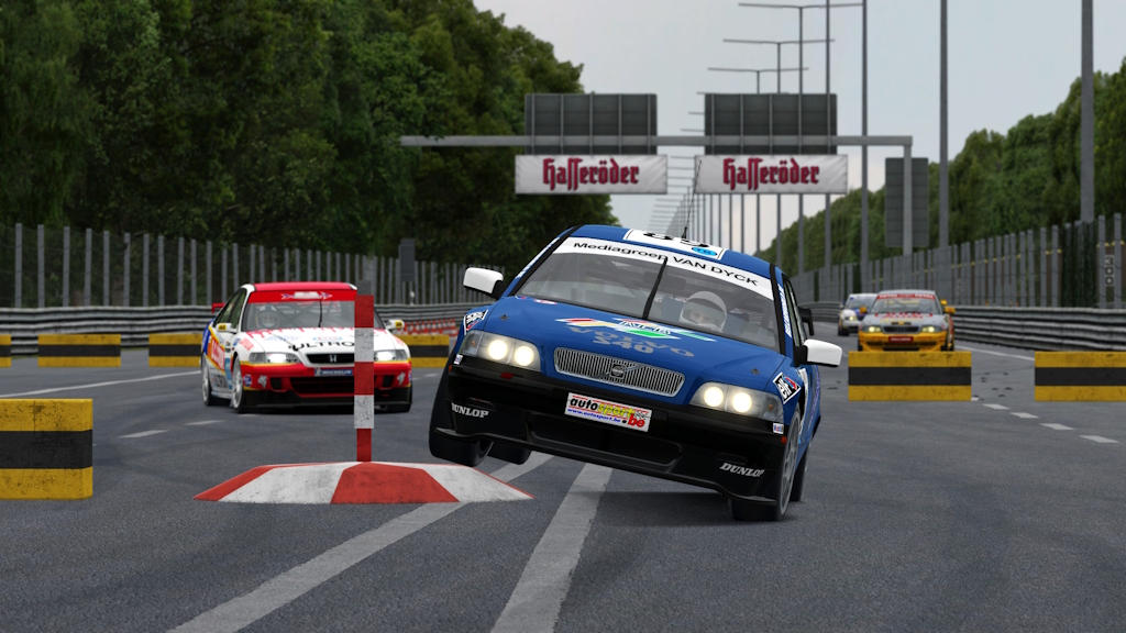 RaceRoom-Super-Touring-Actualización-Volvo-S40.jpg