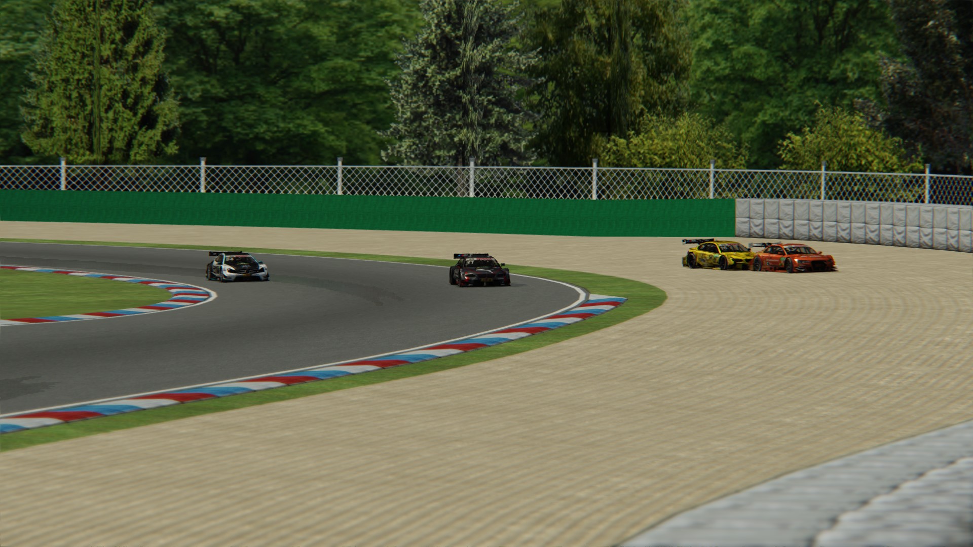 Screenshot_dtm_bmw_m3_brno_13-12-117-9-7-51.jpg