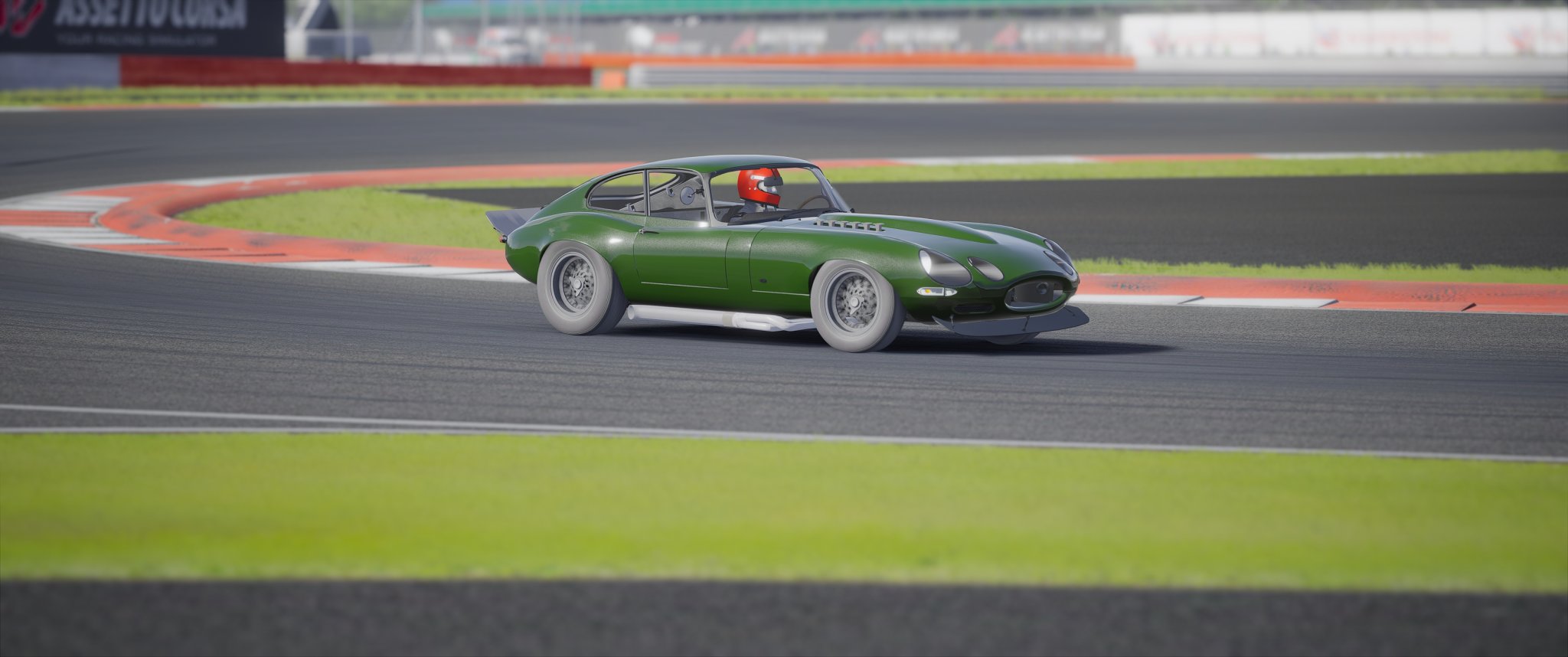 Screenshot_f302_jaguar_e-type_rm_ks_silverstone_10-7-124-16-27-38.jpg