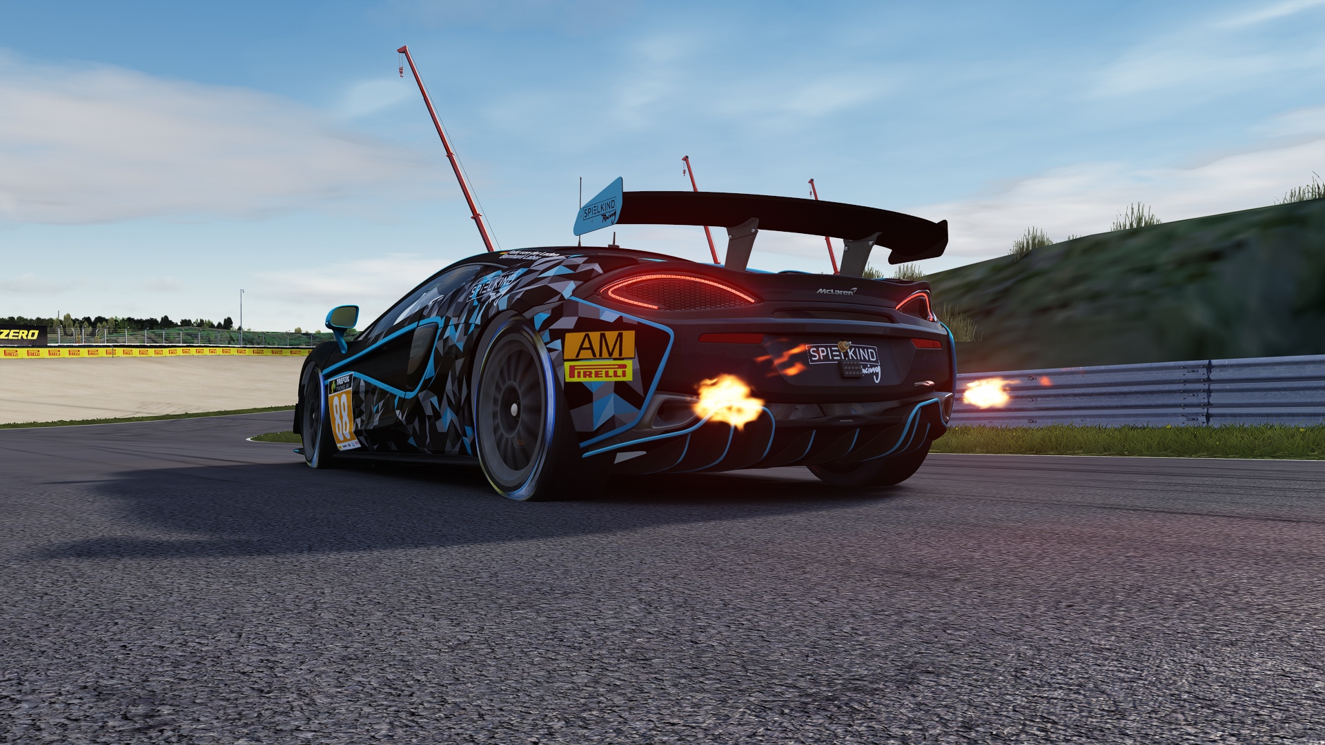 Screenshot_gt4_mclaren_570s_14_netherlands_gp21_8-11-124-13-22-21.jpg