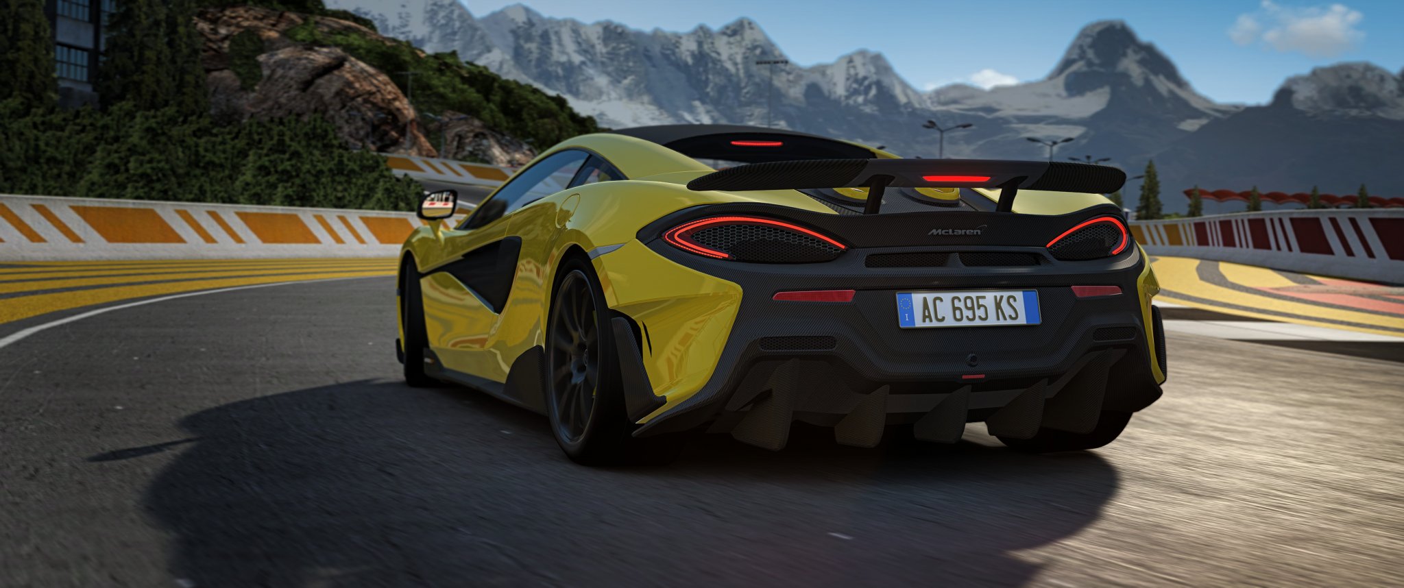 Screenshot_ixa_mclaren_600lt_anon_camino_2-0-122-18-34-47.jpg