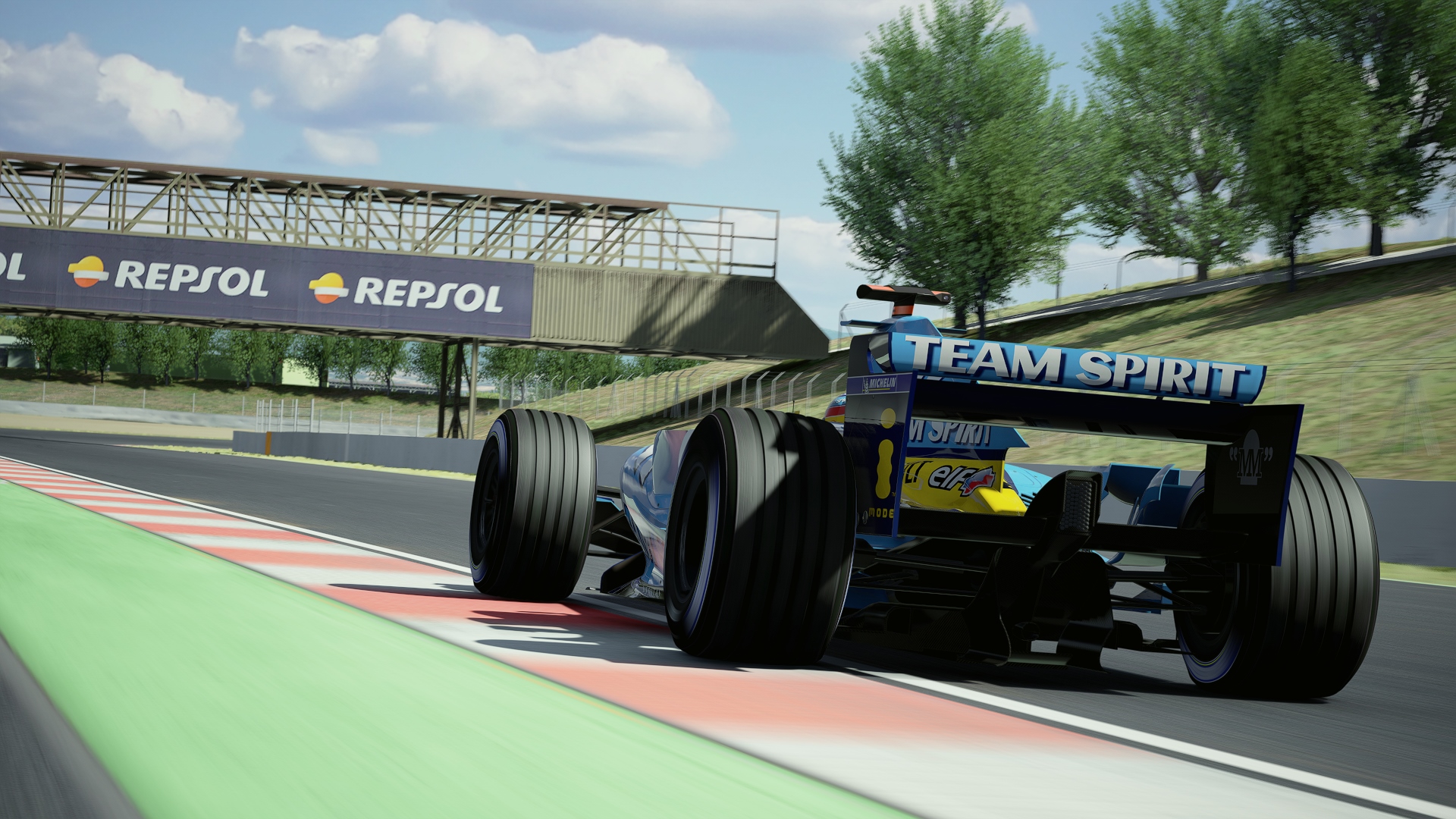 Screenshot_vrc_2005_renault_r25_ks_barcelona_14-8-124-2-13-1.jpg