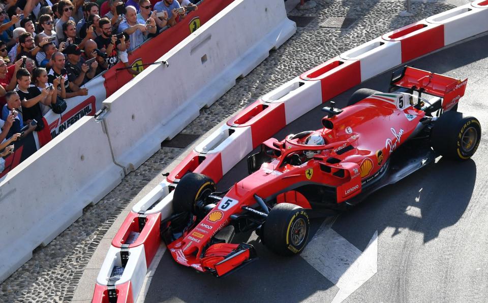 Vettel Milan Festival Crash.jpg