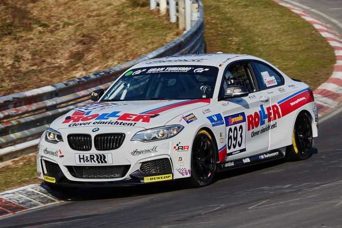 VLN2015-Nuerburgring-BMW-M235i-Racing-Cup-Startnummer-693-CUP5-fotoshowImage-2c6ed2a2-855991.jpg