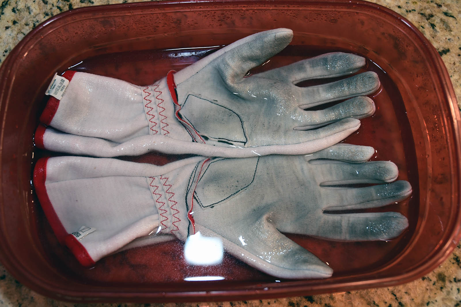 washinggloves_8328.jpg