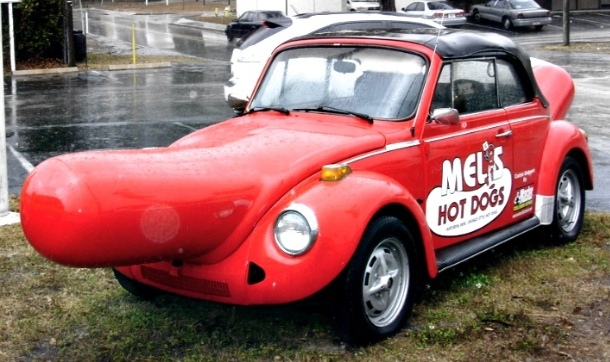 wiener-lovin-vw-beetle.jpg