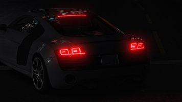 Screenshot_sky_audi_r8_v8_gta5_25-1-123-20-3-41.jpg