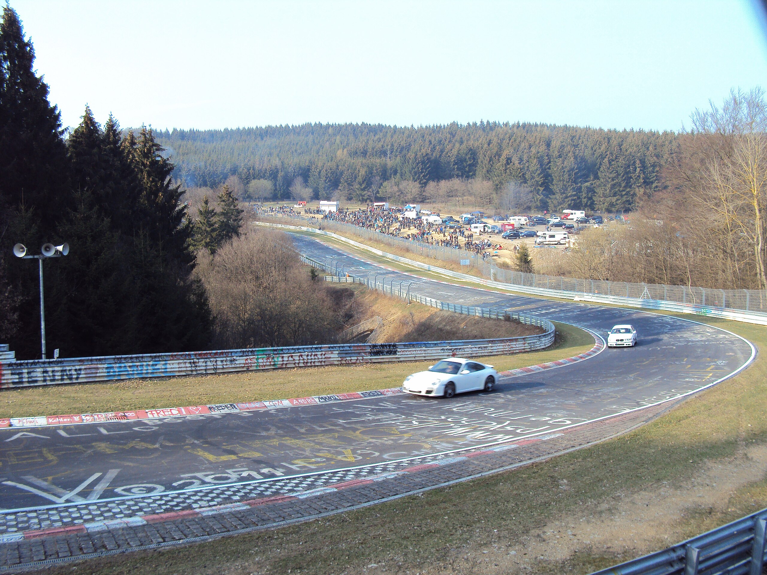 2560px-Nordschleife_Br%C3%BCnnchen_201204062.JPG