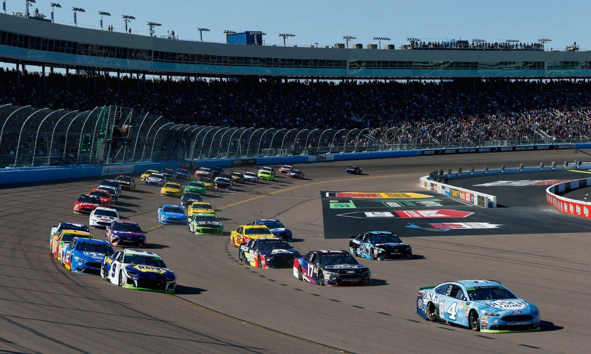 cropped-nascar-cup-series-at-ism-raceway-phoenix.jpg