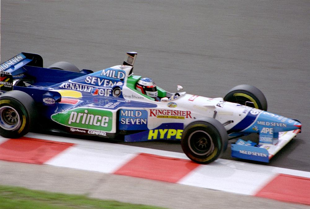 Jean%20Alesi%20Benetton%20B196%2001_02.JPG