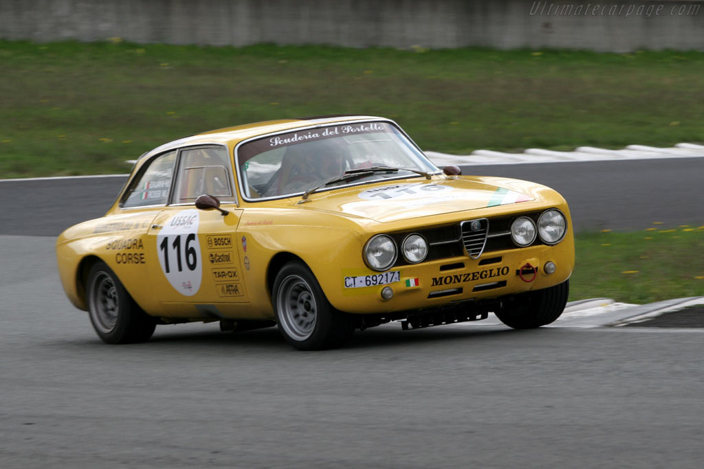 Alfa-Romeo-Giulia-1750-GTAm-18965.jpg