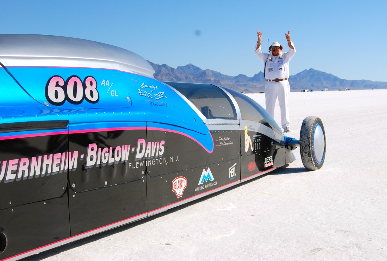 2012-Bonneville-Speed-Week-Racers-4.jpg