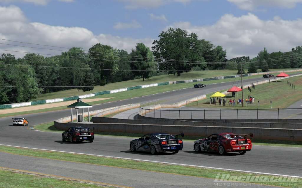 iracingsim2011060718212.jpg