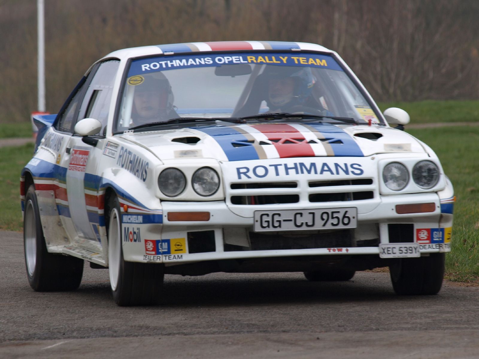 Opel_Manta_400_-_Race_Retro_2008_03.jpg