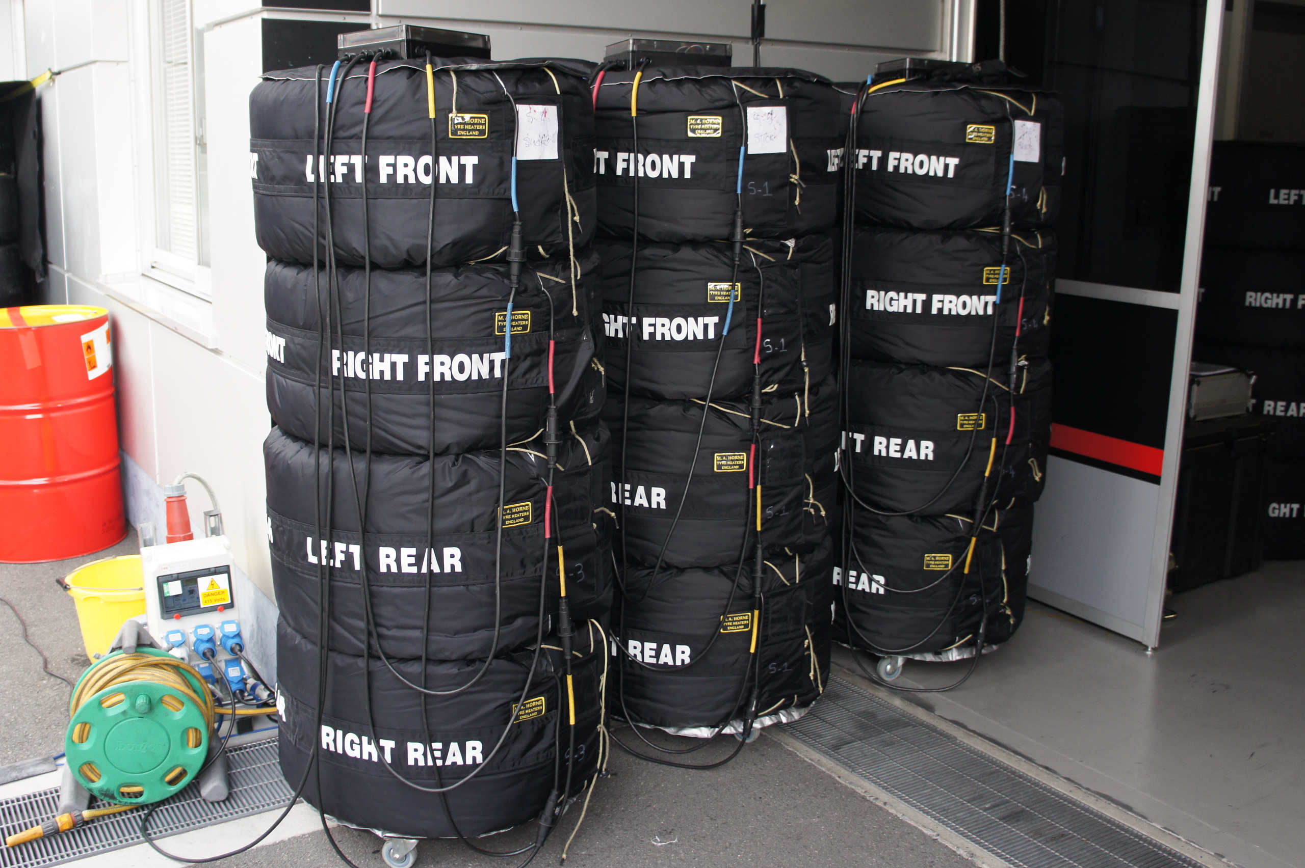 Tire_warmers_2012_WEC_Fuji.jpg