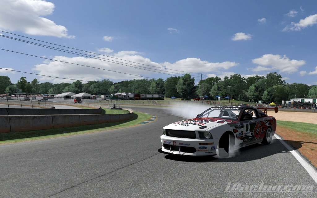 iracingsim2011060721114.jpg