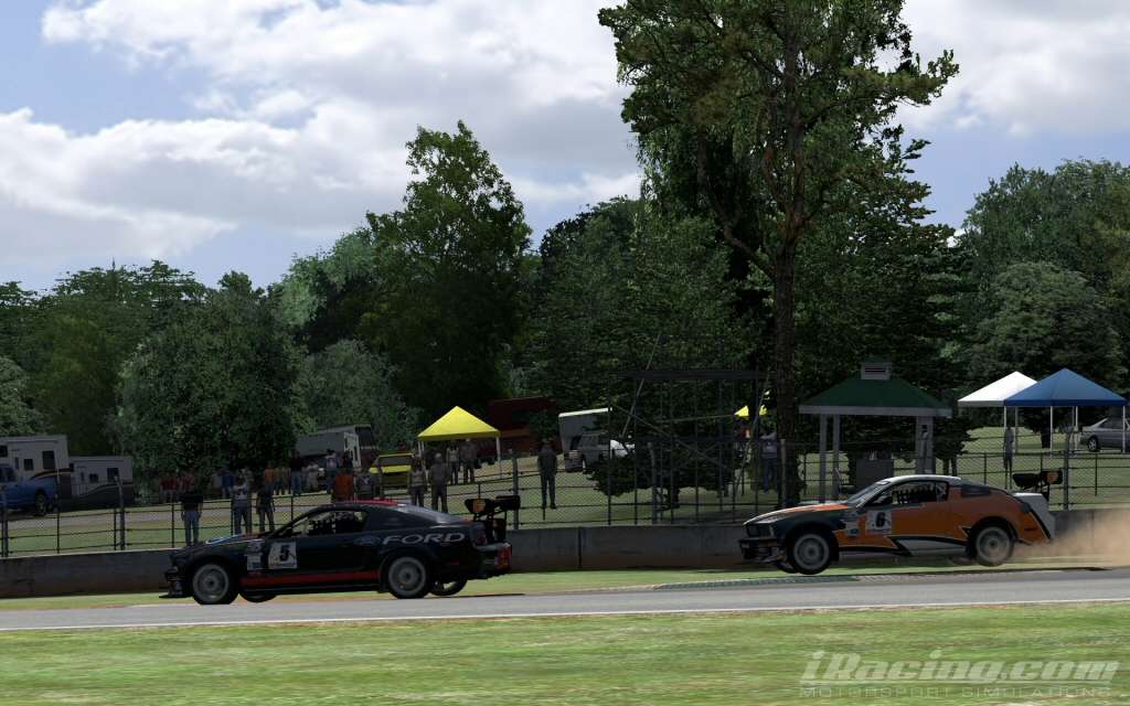 iracingsim2011060718552.jpg