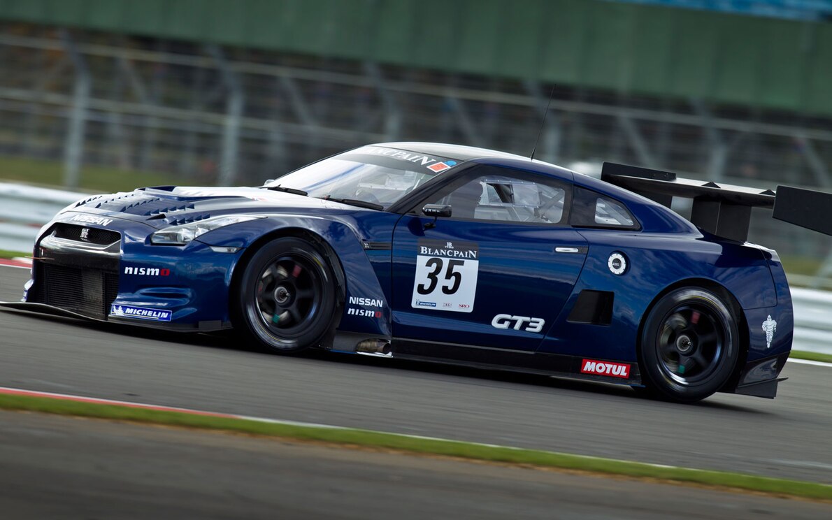 Nissan-GT-R-GT3-Side-Shot.jpg