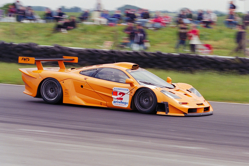 dl-british-gt-1999-04.jpg