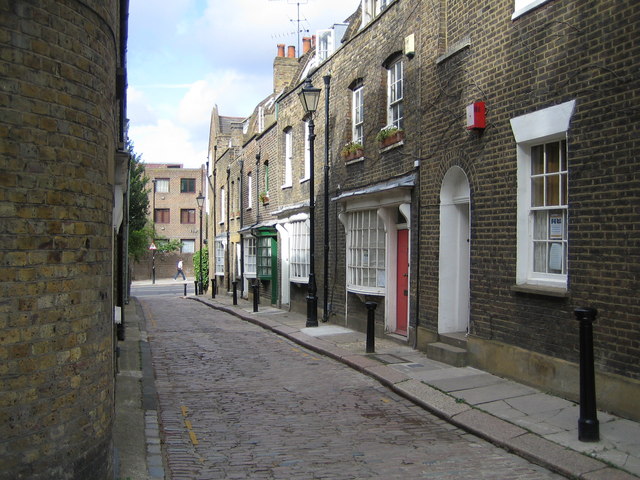 Little_Green_Street_London.jpg