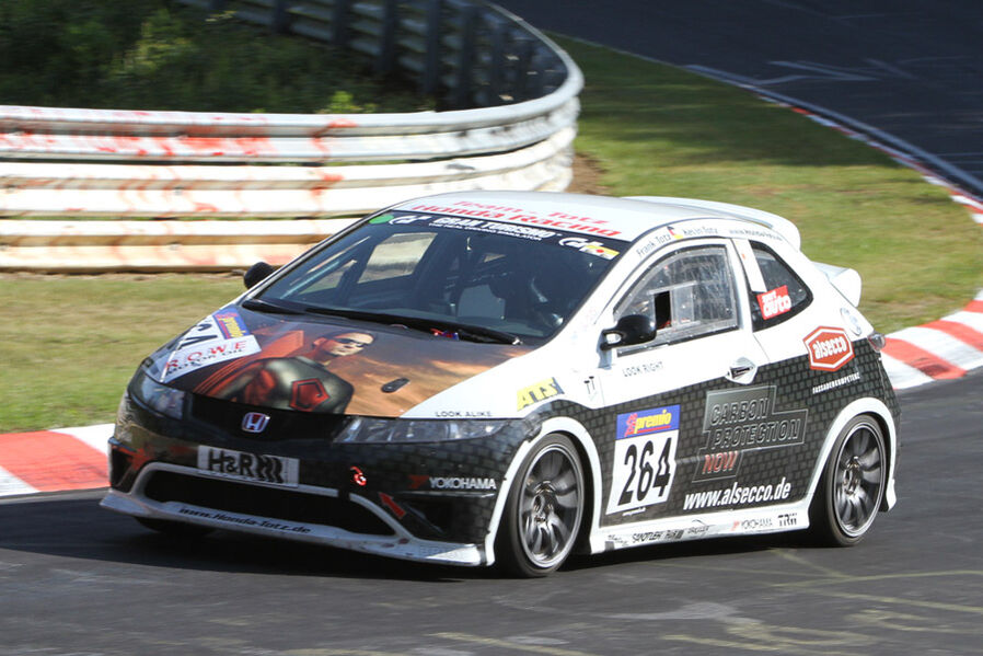 Startnummer-264-VLN-Langstreckenmeisterschaft-Nuerburgring-2011-19-fotoshowImageNew-baa79da8-528124.jpg