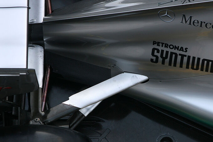 Mercedes-W03-2012-Barcelona-fotoshowImage-d9318cab-571464.jpg