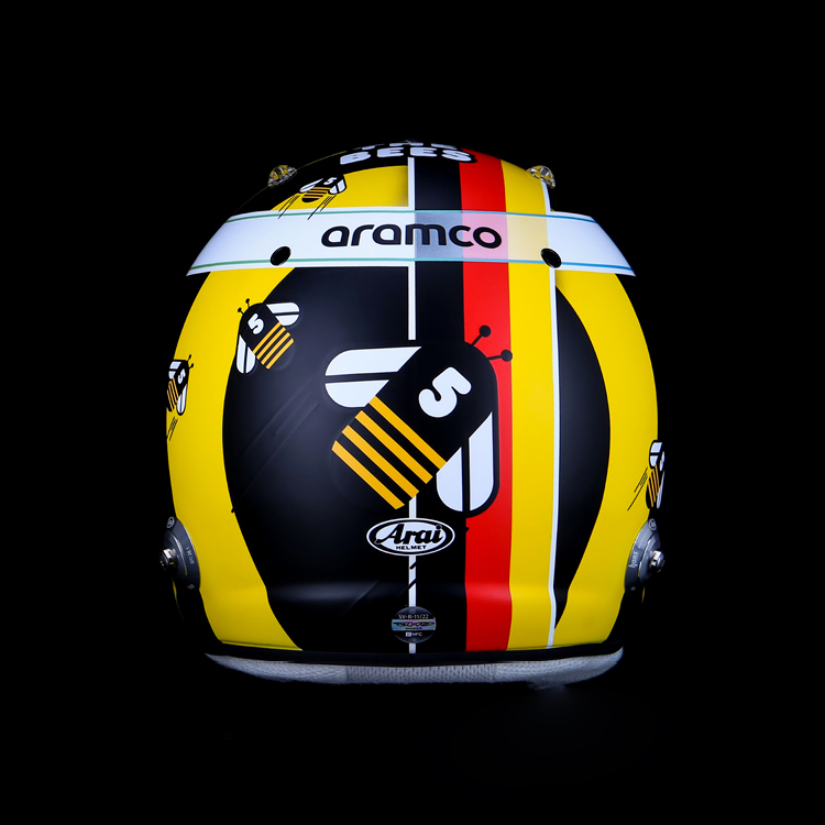 sebastian_vettel_weekend_austria_helmet_02.jpg