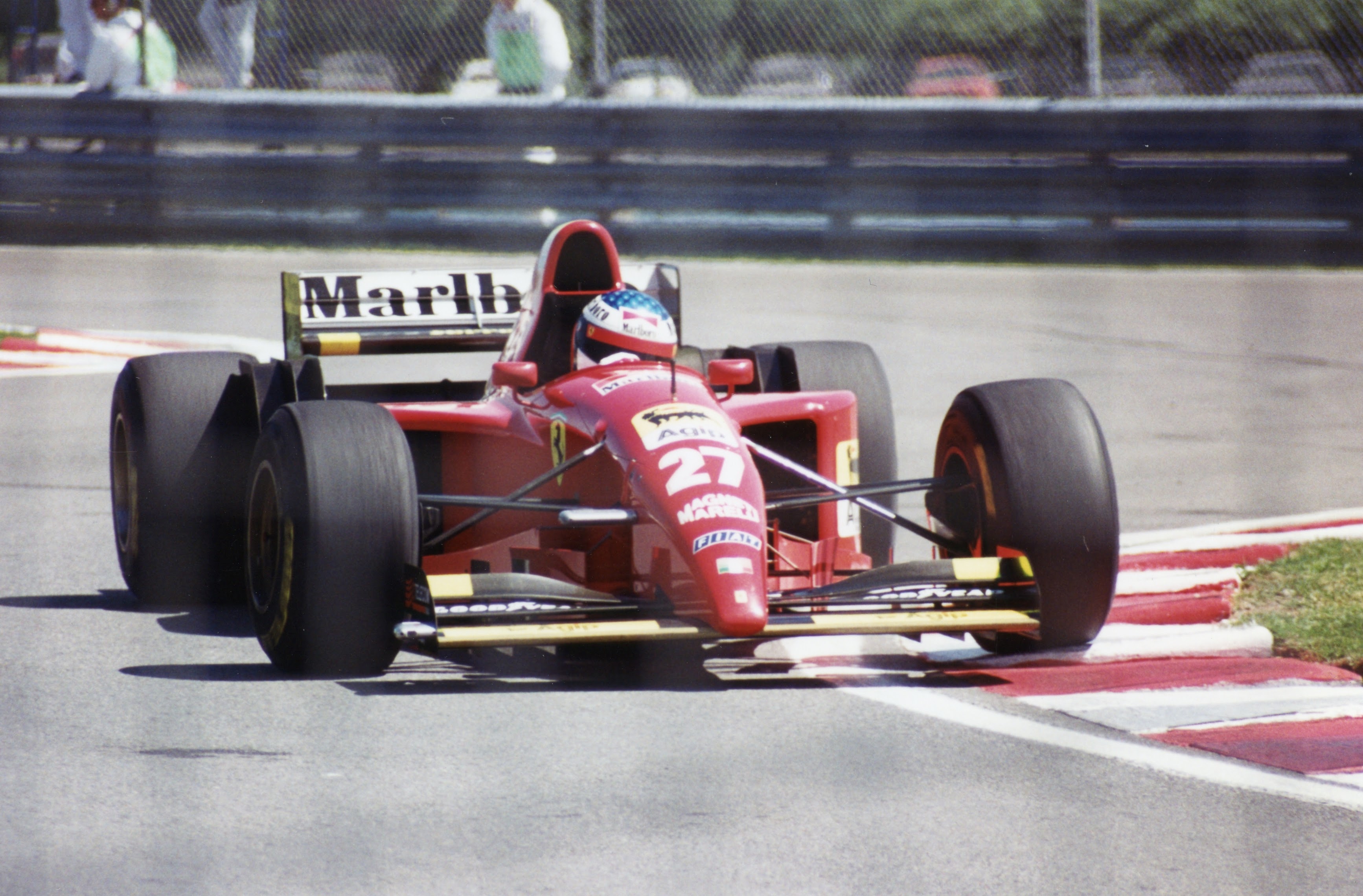 Jean_Alesi_Ferrari_1995.jpg