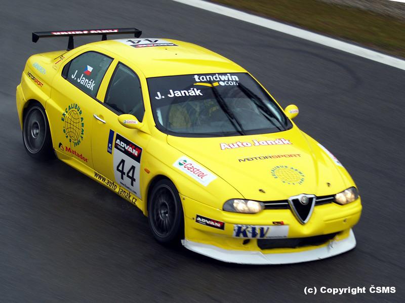 alfa156_02.jpg