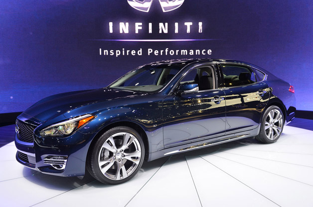 2015-infiniti-q70-ny.jpg