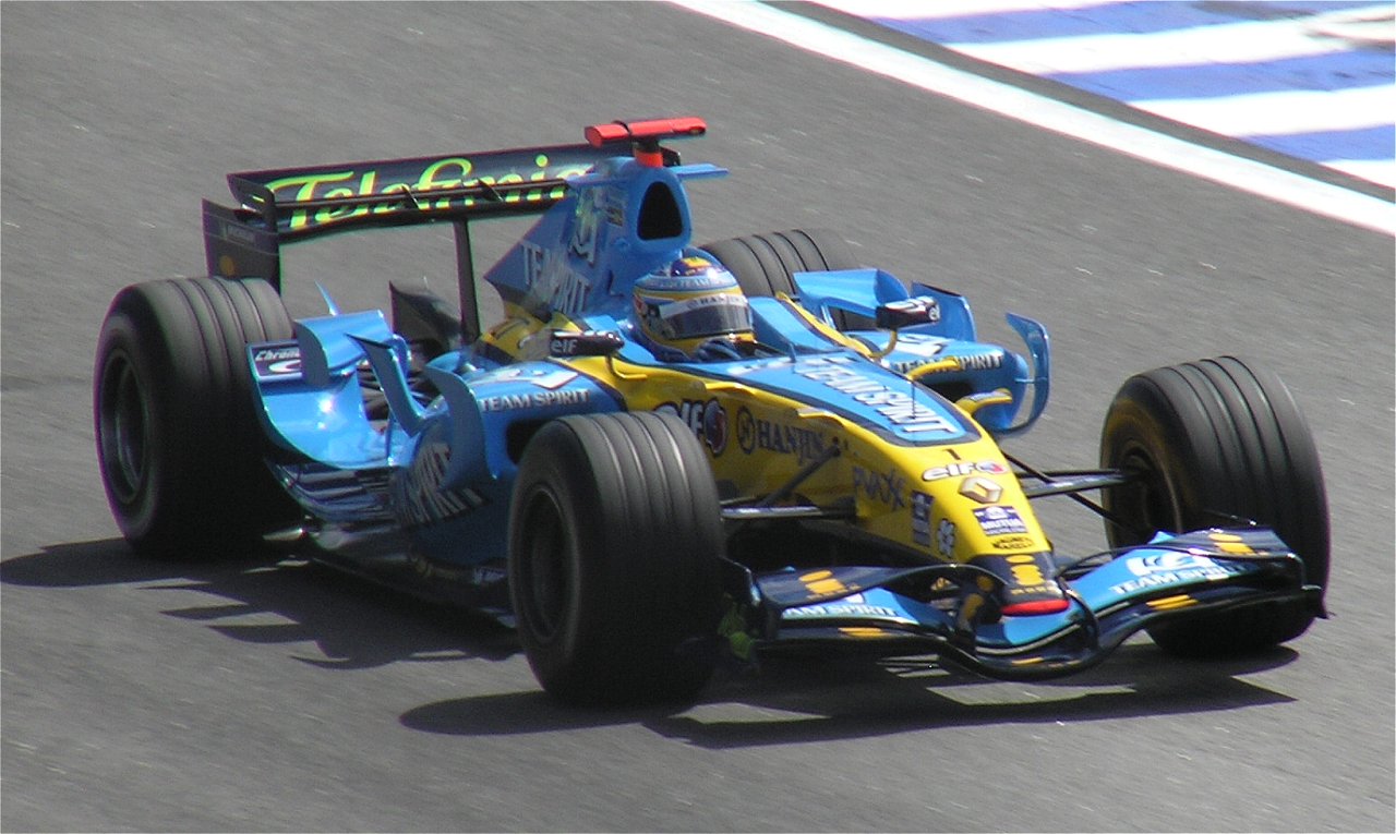 Fernando_Alonso_2006_Brazil.jpg