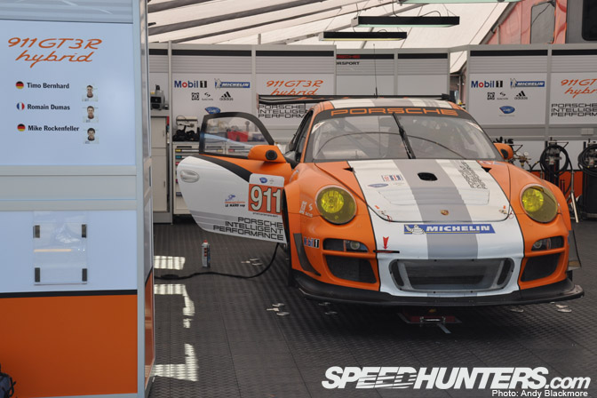 Car Feature>>porsche 911 Gt3r Hybrid - Speedhunters