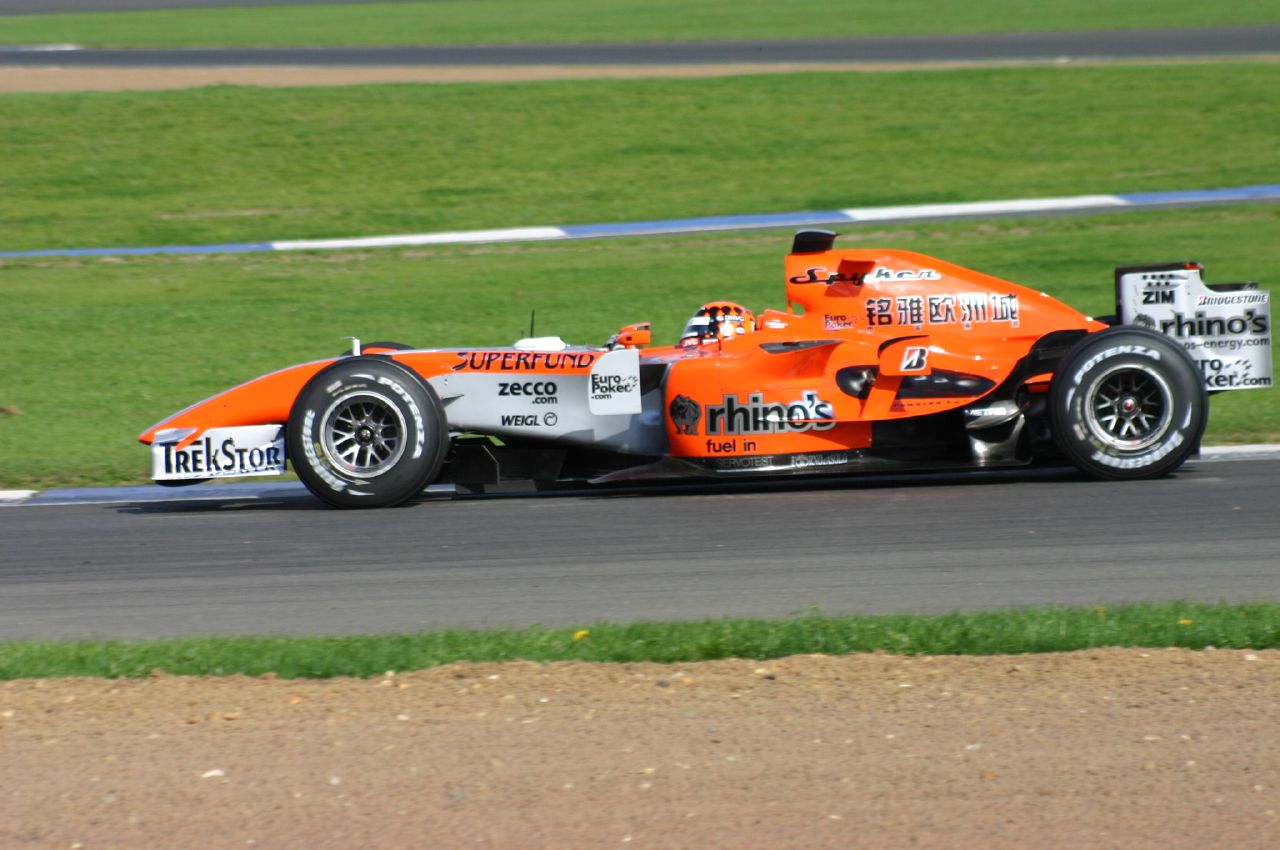 Spyker_M16_Christijan_Albers_September_2006.jpg