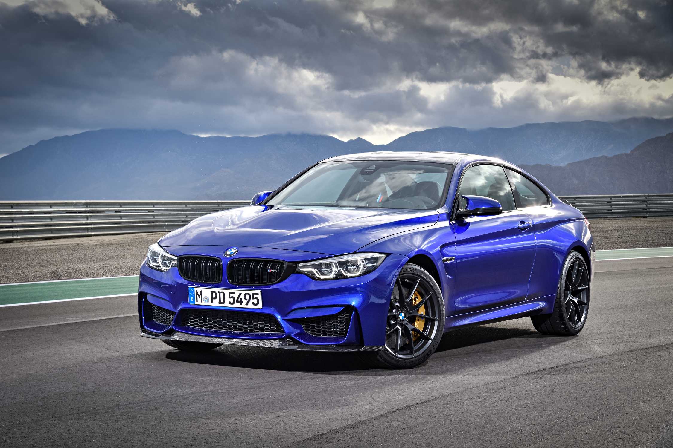 P90251019-the-new-bmw-m4-cs-04-2017-2250px.jpg